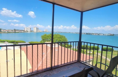 Palma del Mar Condo | Enjoy spectacular sunrises and water views from this 4th floor condo in Isla!