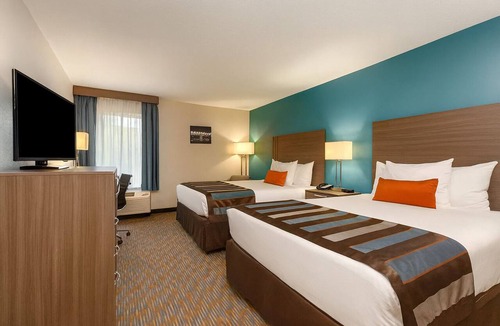 Florida Central Atlantic Coast Hotel | Enjoy Theme Park Fun at Spacious Resort Orlando