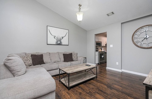 National Hills House | Entire Town Home on Quiet Block