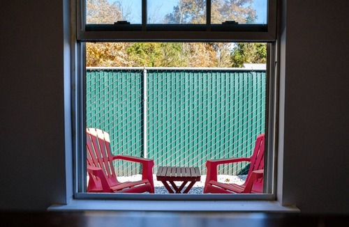 Evans House | Entire townhome, vacation rental and perfect stay for traveling professionals.