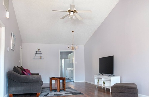 Evans House | Entire townhome, vacation rental and perfect stay for traveling professionals.