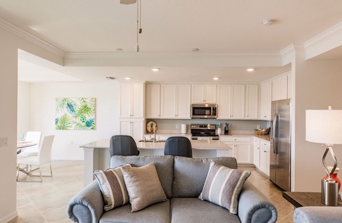 Naples Condo | Escape the coldest and snowiest winter in years by "Springing" into Treviso Bay!