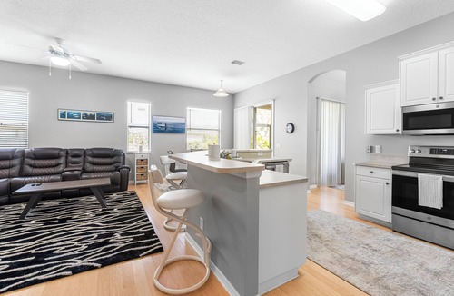 Vero Lake Estates House | Escape to our stunning pool home retreat in Vero Beach, Florida!