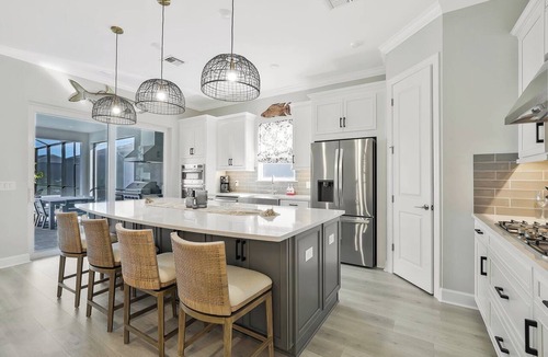 Naples House | Esplanade by The Islands