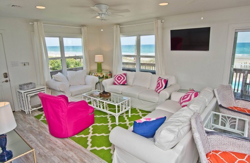 Emerald Isle Cottage | Exceptional Ocean Front Cottage With Pool Perfect For Your Family!