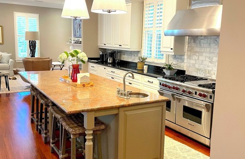 Charleston House | Executive 4 Bedroom 3.5 Bath House in charming Charleston