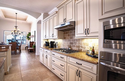 Winter Haven House | Expansive Lakeside Living at this Sunset Haven Gem