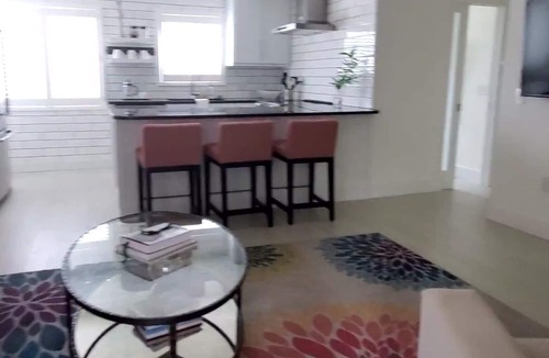 Downtown St. Petersburg Condo | EXPLORE & ENJOY in the heart of Downtown ST. Pete