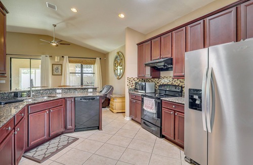 Riverview House | Extended Stay in Tampa Area! Spacious Home w/Yard