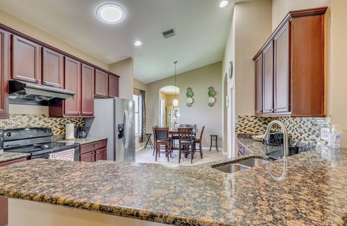 Riverview House | Extended Stay in Tampa Area! Spacious Home w/Yard
