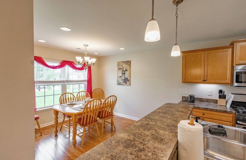 Conway House | Fabulous 3-bedroom house with AC Near CCU and the Coast in charming Conway