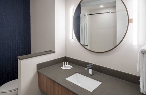 Port Wentworth Hotel | Fairfield by Marriott Inn & Suites Savannah I-95 North