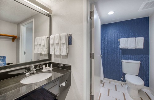 Crabtree Hotel | Fairfield Inn By Marriott Raleigh Crabtree