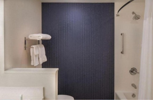 Savannah Hotel | Fairfield Inn & Suites by Marriott Savannah Midtown
