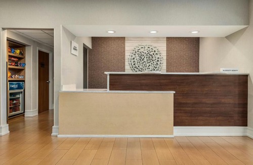 Savannah Hotel | Fairfield Inn & Suites Savannah I-95 South
