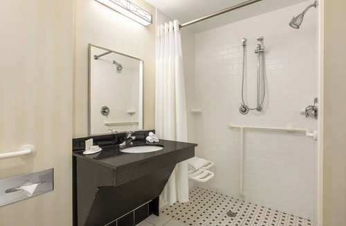 Jacksonville Hotel | Fairfield Inn & Suites Jacksonville West/Chaffee Point