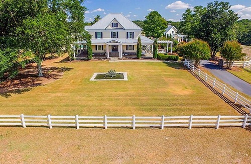 Danielsville House | Families, weddings and corporate retreats, close to Athens, Georgia