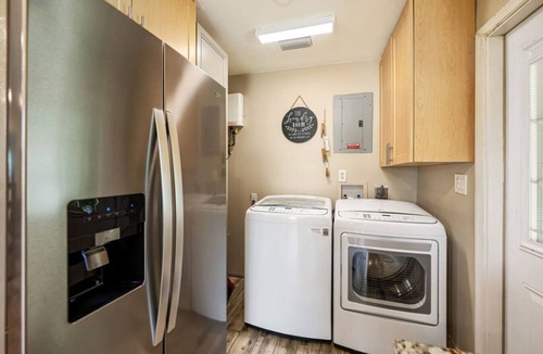 Margate House | Family 3BR w/Pool | Game Room I Walk to WaterPark