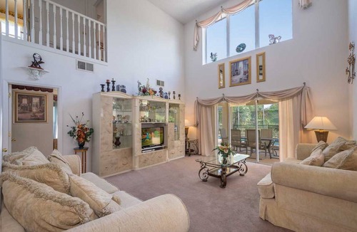 Crescent Lakes House | Family Affair Villa