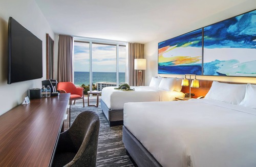 Central Beach Hotel | Family Beach Getaway | 4 Spacious Units | Outdoor Pool | 0.5 mi to South Beach