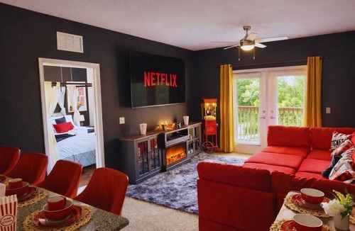Yulee Apartment | Family Cinema Escape · Salt Pool · Gym · Sleeps 8