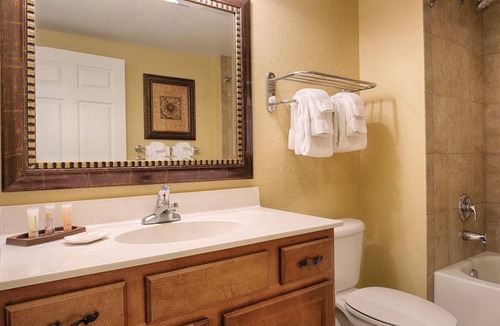 Lake Buena Vista Hotel | Family Friendly 2BD Suite at Beautiful Orlando Resort!