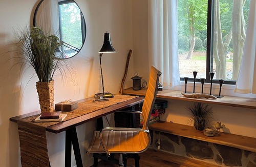 Westport House | Family friendly 2-bedrm 4 bed guest house with all essentials.
