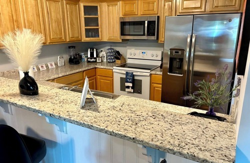Gainesville House | Family-Friendly 3BR/3BA Gainesville Condo Near Downtown & Lake