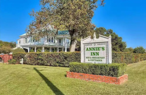 Aiken House | Family-Friendly 6BR/6BA Main House at Annie’s Inn