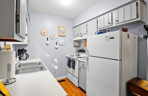 Greeneville Cabin | Family-Friendly Cabin Rental with River Views near Knoxville