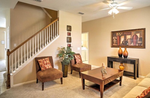 Trafalgar Village House | Family-Friendly Kissimmee Home with Private Lanai!