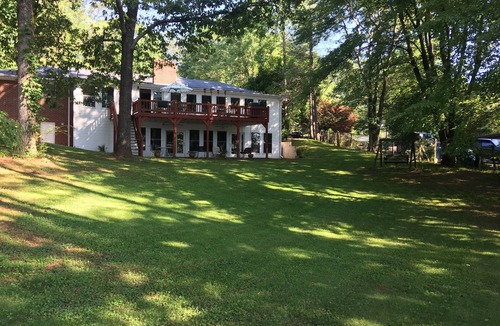 Martin House | Family Friendly Lake Front Home with Amazing Views