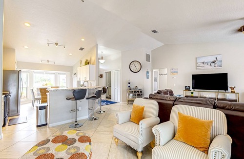Sebastian Highlands House | Family-Friendly Sebastian Escape — Screened Private Pool, BBQ Grill & Outdoor Patio! 🌴