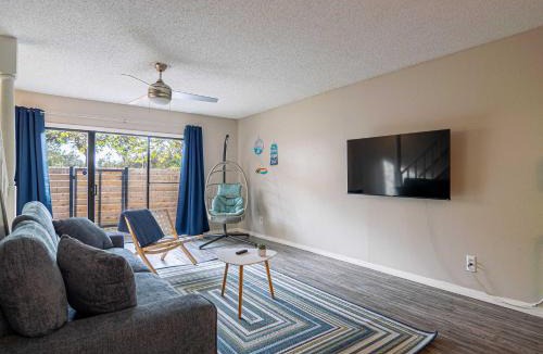 University House | Family Friendly Townhome near USF