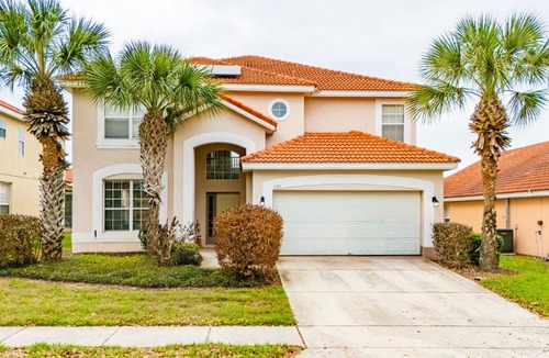 Solana House | Family Getaway: 6BR w/Private Pool & Resort Access