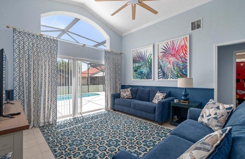 Solana House | Family Getaway with Pool and Game Room
