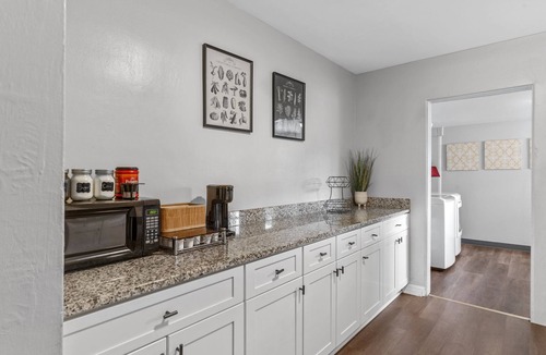Winter Haven House | Family Haven Retreat | Near Legoland & Downtown