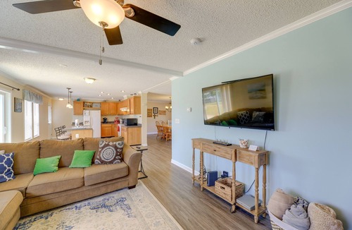 The Point House | Family Home + Fire Pit & Deck, 11 Miles to Beach!