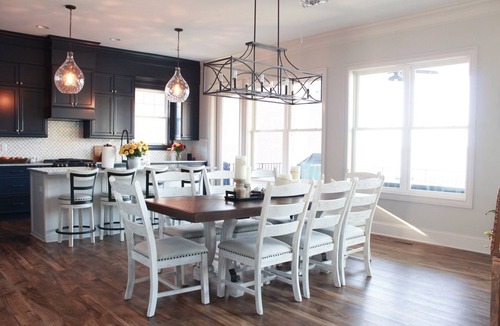 Chapin House | Family House on Lake Murray. 6 bedroom & 6 1/2 bath house with big water view.