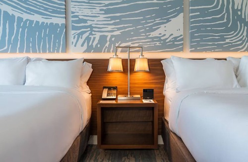 Central Beach Hotel | Family Ocean Getaway | Pool Access | Near Las Olas Blvd | 4 Stylish Units