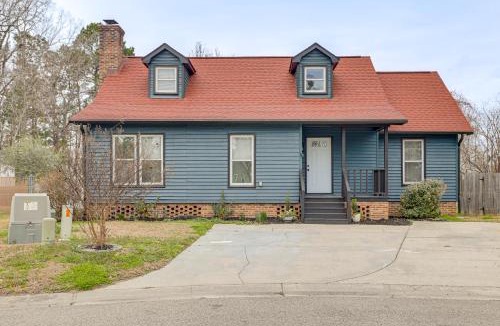 Socastee House | Family & Pet Friendly! Home 6 Mi to Surfside Beach