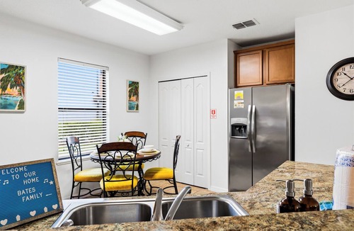 Thousand Oaks House | Family Retreat, Pool, Spa, Game Room, 15 Min to Disney