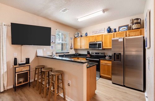 Regal Palms Villa | Family Villa w Lazy River Near Disney