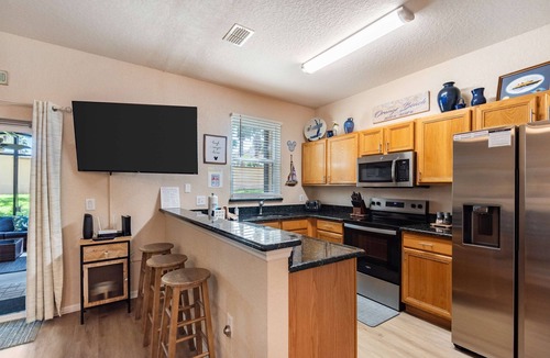 Regal Palms Villa | Family Villa w Lazy River Near Disney