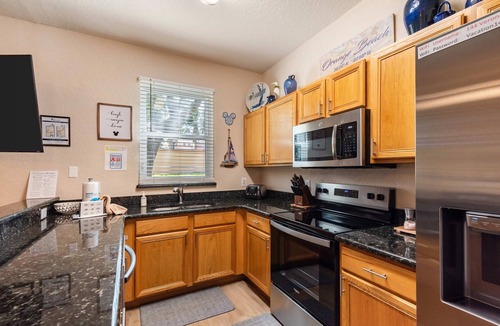 Regal Palms Villa | Family Villa w Lazy River Near Disney