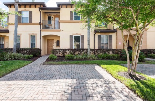 Regal Palms Villa | Family Villa w Lazy River Near Disney