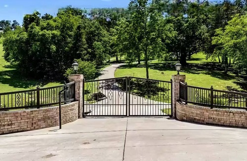 Dickel Apartment | Farmstay at Alpaca Ridge Ranch and Retreat, a private, gated hilltop estate.