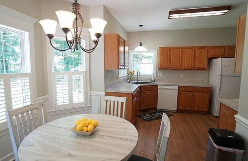 Wake Forest House | Fenced yard close to downtown Wake Forest and 20 min to Raleigh
