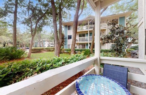 Folly Field House | Fiddlers Cove 17C