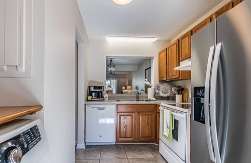 Oceanmarsh Subdivision Villa | First Floor Condo - Walking distance to beach and pools!
